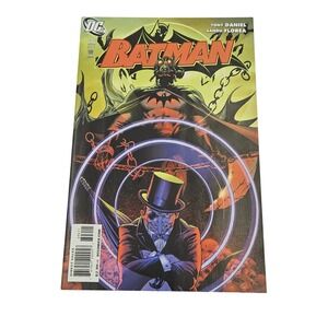 DC Comics Batman‎ #696 April 2010 Tony Daniel Penguin Comic Book